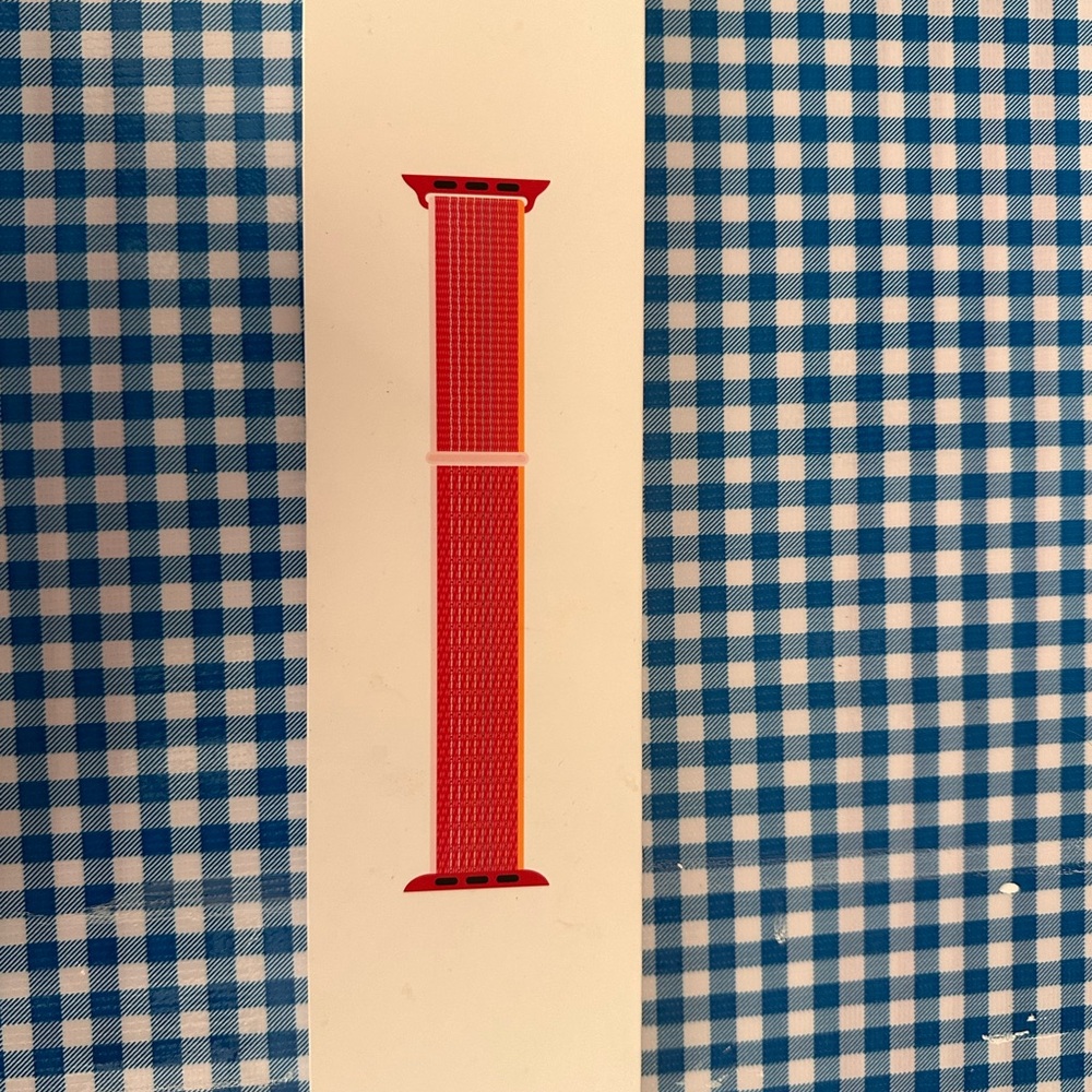45 mm Apple Watch Sport Loop Band New In Box